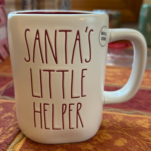 RAE DUNN ARTISAN SANTAS LITTLE HELPER MUG. NWT - Picture 1 of 4
